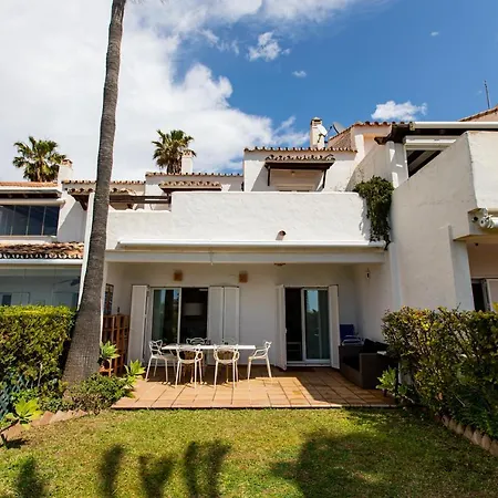 Casa 1 Linea De Playa. Сasa de vacaciones Marbella